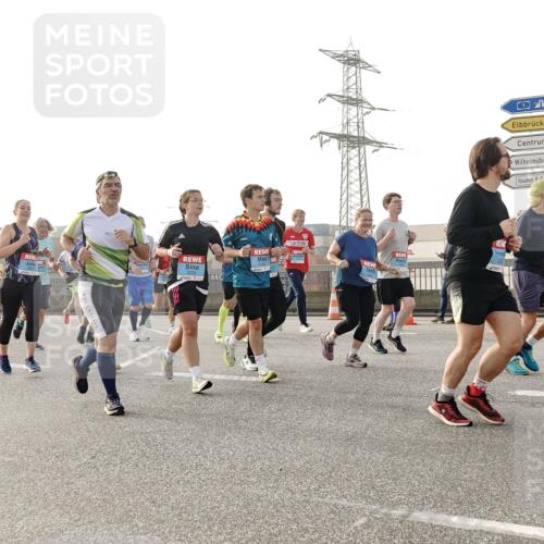 03.10.2026 - Köhlbrandbrückenlauf Michael Burmester http://msf.ph/oto/10766514 03.10.2026 09:22:06 Position 3 3 meine-sportfotos.de