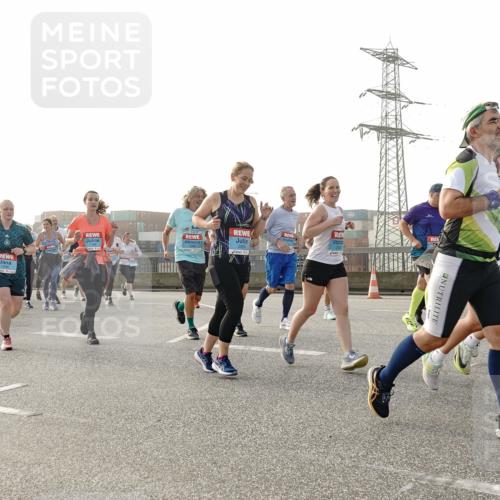 03.10.2026 - Köhlbrandbrückenlauf Michael Burmester http://msf.ph/oto/10766520 03.10.2026 09:22:07 Position 3 3 meine-sportfotos.de