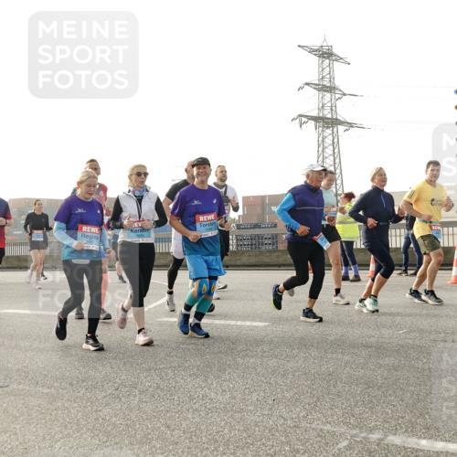 03.10.2026 - Köhlbrandbrückenlauf Michael Burmester http://msf.ph/oto/10766569 03.10.2026 09:22:12 Position 3 2 meine-sportfotos.de