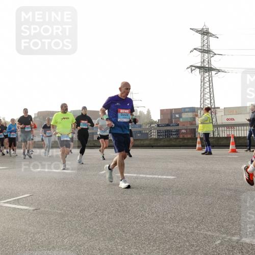 03.10.2026 - Köhlbrandbrückenlauf Michael Burmester http://msf.ph/oto/10766687 03.10.2026 09:22:27 Position 3 3 meine-sportfotos.de