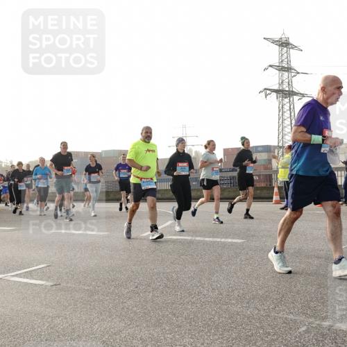 03.10.2026 - Köhlbrandbrückenlauf Michael Burmester http://msf.ph/oto/10766695 03.10.2026 09:22:28 Position 3 3 meine-sportfotos.de