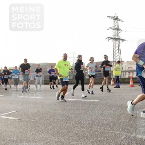 03.10.2026 - Köhlbrandbrückenlauf Michael Burmester http://msf.ph/oto/10766699 03.10.2026 09:22:28 Position 3 3 meine-sportfotos.de