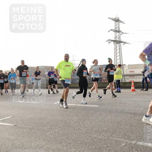 03.10.2026 - Köhlbrandbrückenlauf Michael Burmester http://msf.ph/oto/10766701 03.10.2026 09:22:28 Position 3 3, 4 meine-sportfotos.de