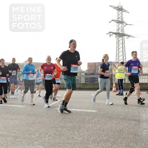 03.10.2026 - Köhlbrandbrückenlauf Michael Burmester http://msf.ph/oto/10766716 03.10.2026 09:22:30 Position 3 3092 meine-sportfotos.de