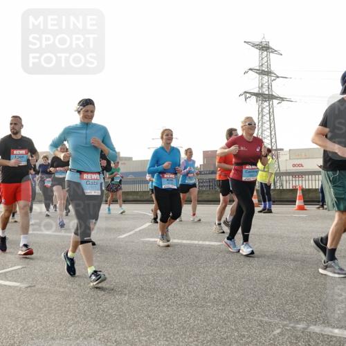 03.10.2026 - Köhlbrandbrückenlauf Michael Burmester http://msf.ph/oto/10766731 03.10.2026 09:22:32 Position 3 120, 1107, 3 meine-sportfotos.de