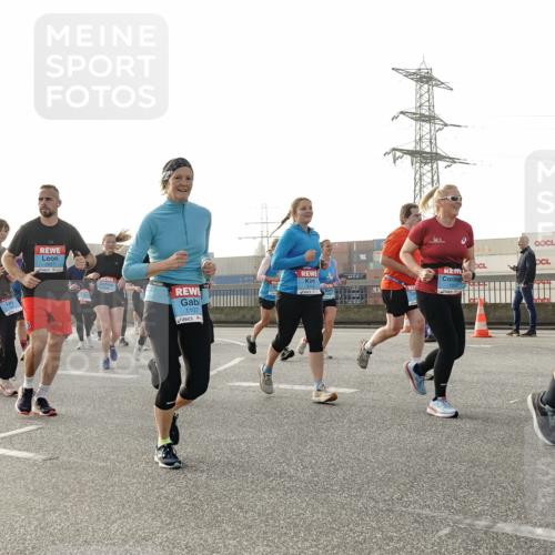 03.10.2026 - Köhlbrandbrückenlauf Michael Burmester http://msf.ph/oto/10766735 03.10.2026 09:22:32 Position 3 1107, 1957 meine-sportfotos.de