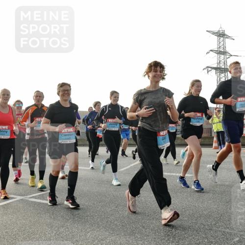 03.10.2026 - Köhlbrandbrückenlauf Michael Burmester http://msf.ph/oto/10766751 03.10.2026 09:22:34 Position 3 1602, 1348, 1 meine-sportfotos.de