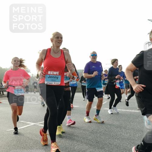03.10.2026 - Köhlbrandbrückenlauf Michael Burmester http://msf.ph/oto/10766764 03.10.2026 09:22:35 Position 3 2908, 1602, 76, 15, 1346 meine-sportfotos.de