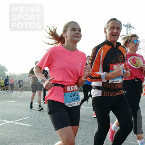 03.10.2026 - Köhlbrandbrückenlauf Michael Burmester http://msf.ph/oto/10766777 03.10.2026 09:22:36 Position 3 2908, 70 meine-sportfotos.de