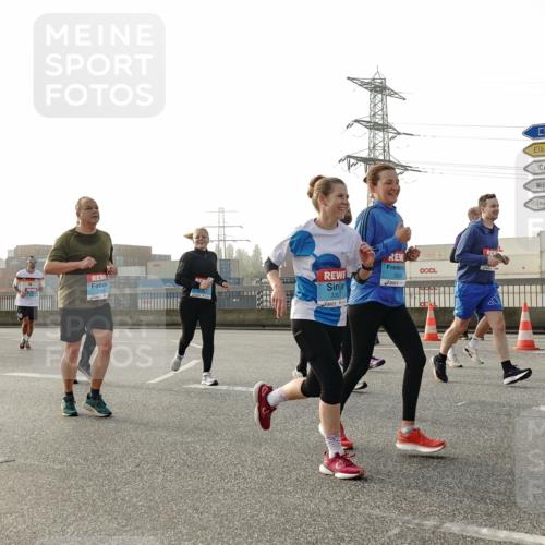 03.10.2026 - Köhlbrandbrückenlauf Michael Burmester http://msf.ph/oto/10766781 03.10.2026 09:22:36 Position 3 3357, 3 meine-sportfotos.de