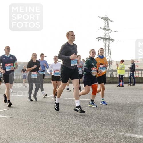 03.10.2026 - Köhlbrandbrückenlauf Michael Burmester http://msf.ph/oto/10766812 03.10.2026 09:22:47 Position 3 1642, 3 meine-sportfotos.de