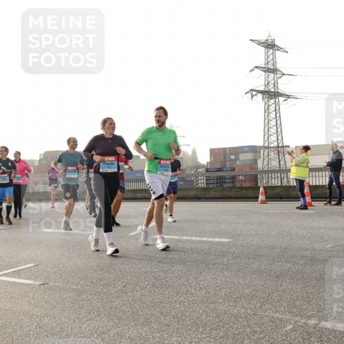 03.10.2026 - Köhlbrandbrückenlauf Michael Burmester http://msf.ph/oto/10766837 03.10.2026 09:22:49 Position 3  meine-sportfotos.de