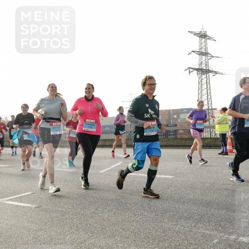 03.10.2026 - Köhlbrandbrückenlauf Michael Burmester http://msf.ph/oto/10766857 03.10.2026 09:22:52 Position 3  meine-sportfotos.de