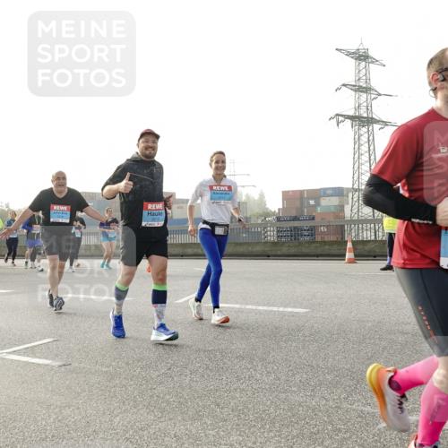 03.10.2026 - Köhlbrandbrückenlauf Michael Burmester http://msf.ph/oto/10766891 03.10.2026 09:22:57 Position 3 19 meine-sportfotos.de