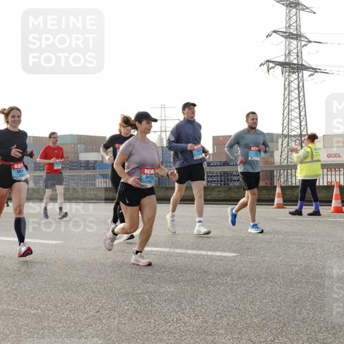 03.10.2026 - Köhlbrandbrückenlauf Michael Burmester http://msf.ph/oto/10766955 03.10.2026 09:23:06 Position 3 1362 meine-sportfotos.de