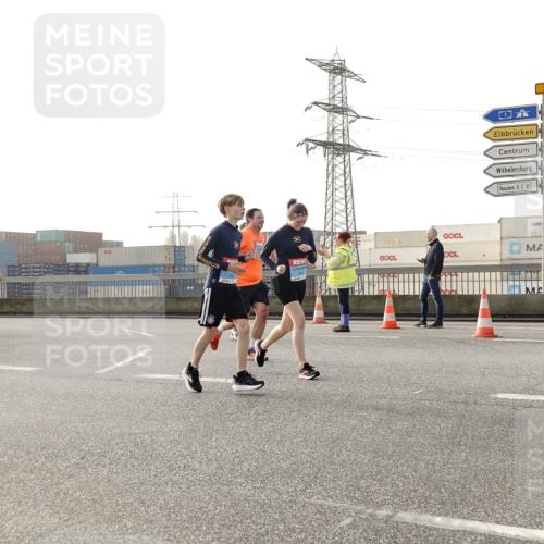 03.10.2026 - Köhlbrandbrückenlauf Michael Burmester http://msf.ph/oto/10766977 03.10.2026 09:23:11 Position 3 3 meine-sportfotos.de
