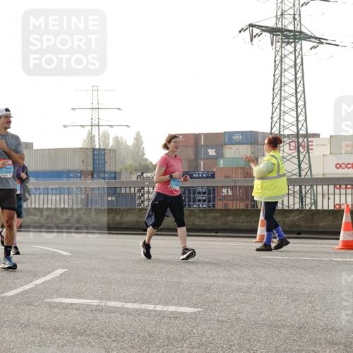 03.10.2026 - Köhlbrandbrückenlauf Michael Burmester http://msf.ph/oto/10766997 03.10.2026 09:23:16 Position 3 3723, 2956 meine-sportfotos.de