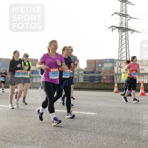 03.10.2026 - Köhlbrandbrückenlauf Michael Burmester http://msf.ph/oto/10767007 03.10.2026 09:23:17 Position 3 3155, 2827 meine-sportfotos.de