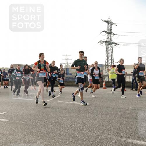 03.10.2026 - Köhlbrandbrückenlauf Michael Burmester http://msf.ph/oto/10767024 03.10.2026 09:23:19 Position 3 2775, 2435 meine-sportfotos.de