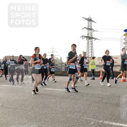 03.10.2026 - Köhlbrandbrückenlauf Michael Burmester http://msf.ph/oto/10767029 03.10.2026 09:23:20 Position 3 2435 meine-sportfotos.de
