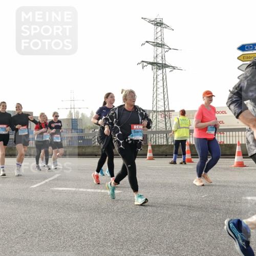 03.10.2026 - Köhlbrandbrückenlauf Michael Burmester http://msf.ph/oto/10767106 03.10.2026 09:23:29 Position 3 1752, 3, 175 meine-sportfotos.de