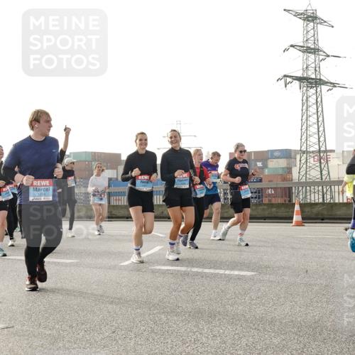 03.10.2026 - Köhlbrandbrückenlauf Michael Burmester http://msf.ph/oto/10767114 03.10.2026 09:23:30 Position 3 1754, 1048 meine-sportfotos.de