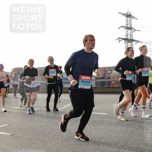 03.10.2026 - Köhlbrandbrückenlauf Michael Burmester http://msf.ph/oto/10767126 03.10.2026 09:23:31 Position 3 1754, 1407 meine-sportfotos.de
