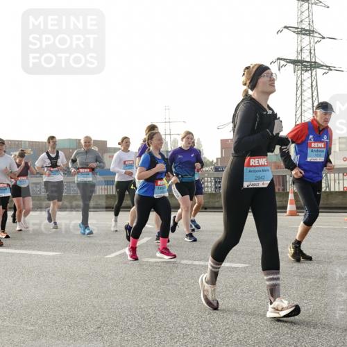 03.10.2026 - Köhlbrandbrückenlauf Michael Burmester http://msf.ph/oto/10767163 03.10.2026 09:23:36 Position 3 311, 1219, 2942 meine-sportfotos.de