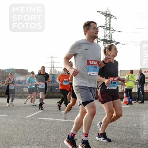 03.10.2026 - Köhlbrandbrückenlauf Michael Burmester http://msf.ph/oto/10767196 03.10.2026 09:23:41 Position 3 2084, 3, 2085 meine-sportfotos.de