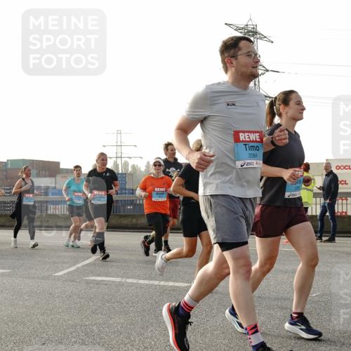 03.10.2026 - Köhlbrandbrückenlauf Michael Burmester http://msf.ph/oto/10767198 03.10.2026 09:23:41 Position 3 2084, 2085 meine-sportfotos.de