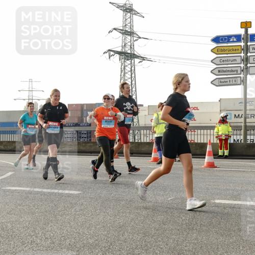 03.10.2026 - Köhlbrandbrückenlauf Michael Burmester http://msf.ph/oto/10767203 03.10.2026 09:23:42 Position 3 3 meine-sportfotos.de