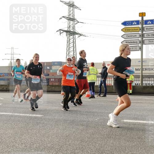 03.10.2026 - Köhlbrandbrückenlauf Michael Burmester http://msf.ph/oto/10767208 03.10.2026 09:23:42 Position 3 1861, 1970, 3 meine-sportfotos.de