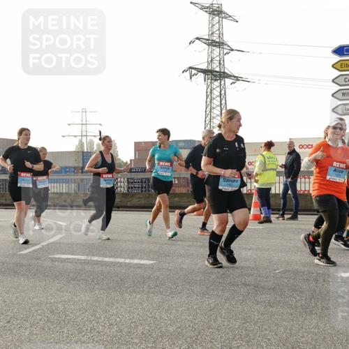 03.10.2026 - Köhlbrandbrückenlauf Michael Burmester http://msf.ph/oto/10767212 03.10.2026 09:23:43 Position 3 021, 1020, 1861, 3, 1970 meine-sportfotos.de