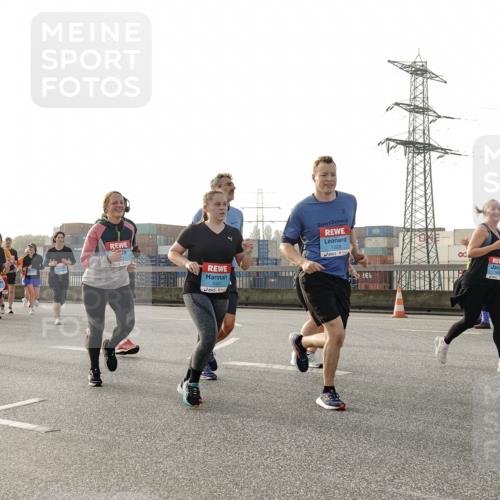 03.10.2026 - Köhlbrandbrückenlauf Michael Burmester http://msf.ph/oto/10767224 03.10.2026 09:23:44 Position 3 1021, 1020 meine-sportfotos.de