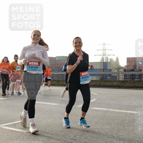 03.10.2026 - Köhlbrandbrückenlauf Michael Burmester http://msf.ph/oto/10767234 03.10.2026 09:23:46 Position 3 2385, 2826 meine-sportfotos.de