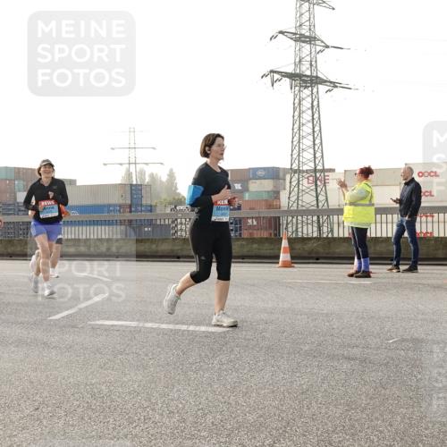 03.10.2026 - Köhlbrandbrückenlauf Michael Burmester http://msf.ph/oto/10767245 03.10.2026 09:23:48 Position 3 3 meine-sportfotos.de
