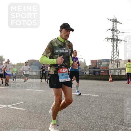 03.10.2026 - Köhlbrandbrückenlauf Michael Burmester http://msf.ph/oto/10767263 03.10.2026 09:23:51 Position 3 196 meine-sportfotos.de