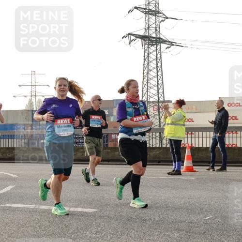 03.10.2026 - Köhlbrandbrückenlauf Michael Burmester http://msf.ph/oto/10767317 03.10.2026 09:24:02 Position 3 1434, 1704, 3515 meine-sportfotos.de