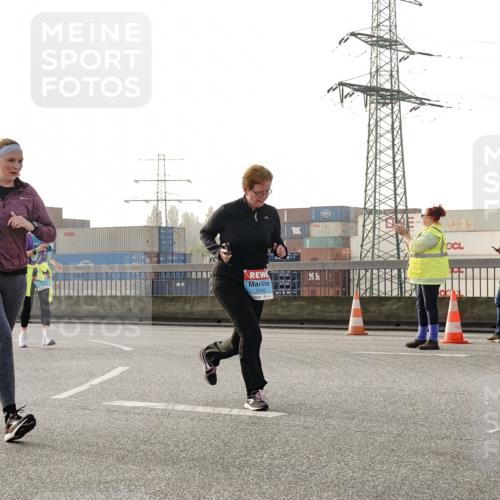 03.10.2026 - Köhlbrandbrückenlauf Michael Burmester http://msf.ph/oto/10767345 03.10.2026 09:24:06 Position 3  meine-sportfotos.de