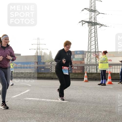 03.10.2026 - Köhlbrandbrückenlauf Michael Burmester http://msf.ph/oto/10767347 03.10.2026 09:24:06 Position 3 2548 meine-sportfotos.de