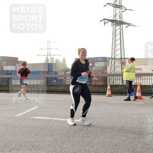 03.10.2026 - Köhlbrandbrückenlauf Michael Burmester http://msf.ph/oto/10767368 03.10.2026 09:24:10 Position 3 3284, 1 meine-sportfotos.de