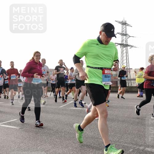 03.10.2026 - Köhlbrandbrückenlauf Michael Burmester http://msf.ph/oto/10767451 03.10.2026 09:24:23 Position 3 31 meine-sportfotos.de