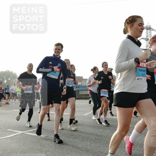 03.10.2026 - Köhlbrandbrückenlauf Michael Burmester http://msf.ph/oto/10767481 03.10.2026 09:24:26 Position 3 3620, 182, 1820 meine-sportfotos.de