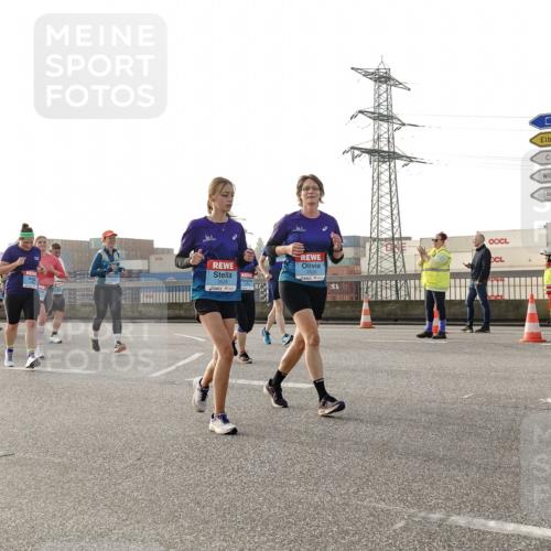 03.10.2026 - Köhlbrandbrückenlauf Michael Burmester http://msf.ph/oto/10767511 03.10.2026 09:24:30 Position 3 3526 meine-sportfotos.de