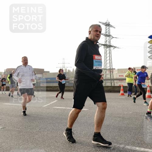 03.10.2026 - Köhlbrandbrückenlauf Michael Burmester http://msf.ph/oto/10767572 03.10.2026 09:24:42 Position 3 3456, 3218 meine-sportfotos.de