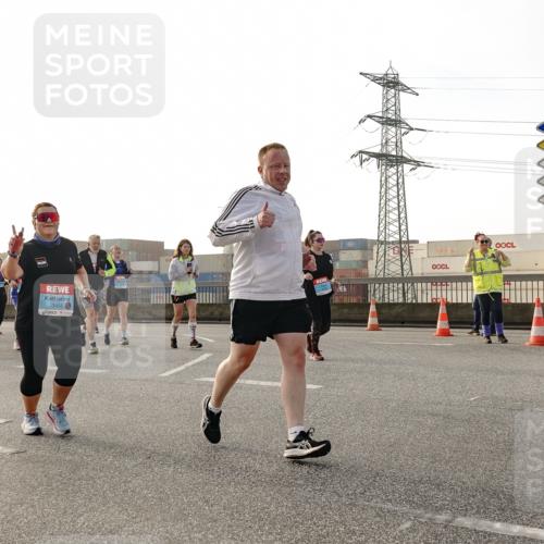 03.10.2026 - Köhlbrandbrückenlauf Michael Burmester http://msf.ph/oto/10767576 03.10.2026 09:24:43 Position 3 3456 meine-sportfotos.de