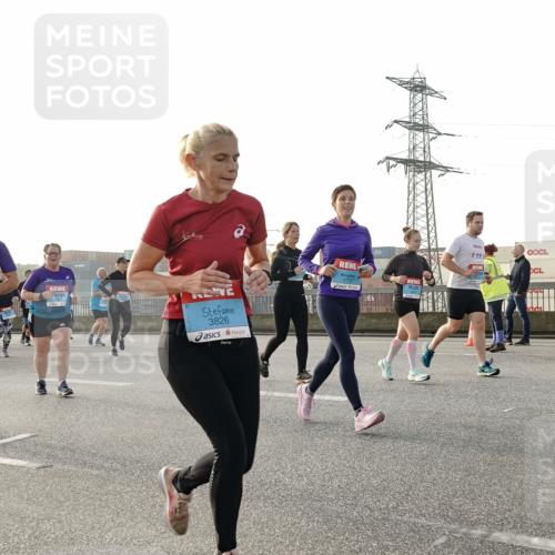 03.10.2026 - Köhlbrandbrückenlauf Michael Burmester http://msf.ph/oto/10767605 03.10.2026 09:24:47 Position 3 3826, 3719, 3 meine-sportfotos.de
