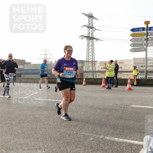 03.10.2026 - Köhlbrandbrückenlauf Michael Burmester http://msf.ph/oto/10767619 03.10.2026 09:24:49 Position 3 1665 meine-sportfotos.de
