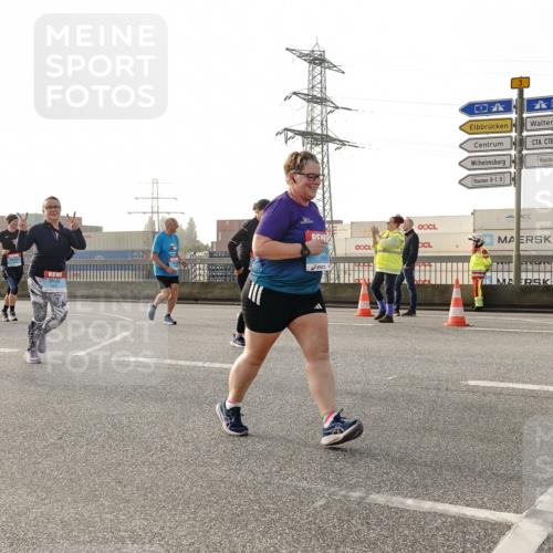 03.10.2026 - Köhlbrandbrückenlauf Michael Burmester http://msf.ph/oto/10767623 03.10.2026 09:24:49 Position 3  meine-sportfotos.de