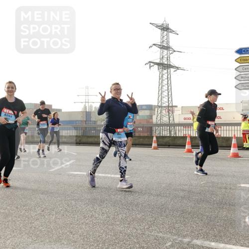 03.10.2026 - Köhlbrandbrückenlauf Michael Burmester http://msf.ph/oto/10767627 03.10.2026 09:24:50 Position 3  meine-sportfotos.de